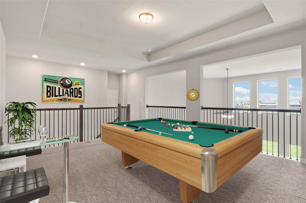 Note: Sample product photo. Actual exterior and interior selections may vary by homesite.