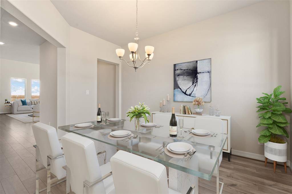 Note: Sample product photo. Actual exterior and interior selections may vary by homesite.