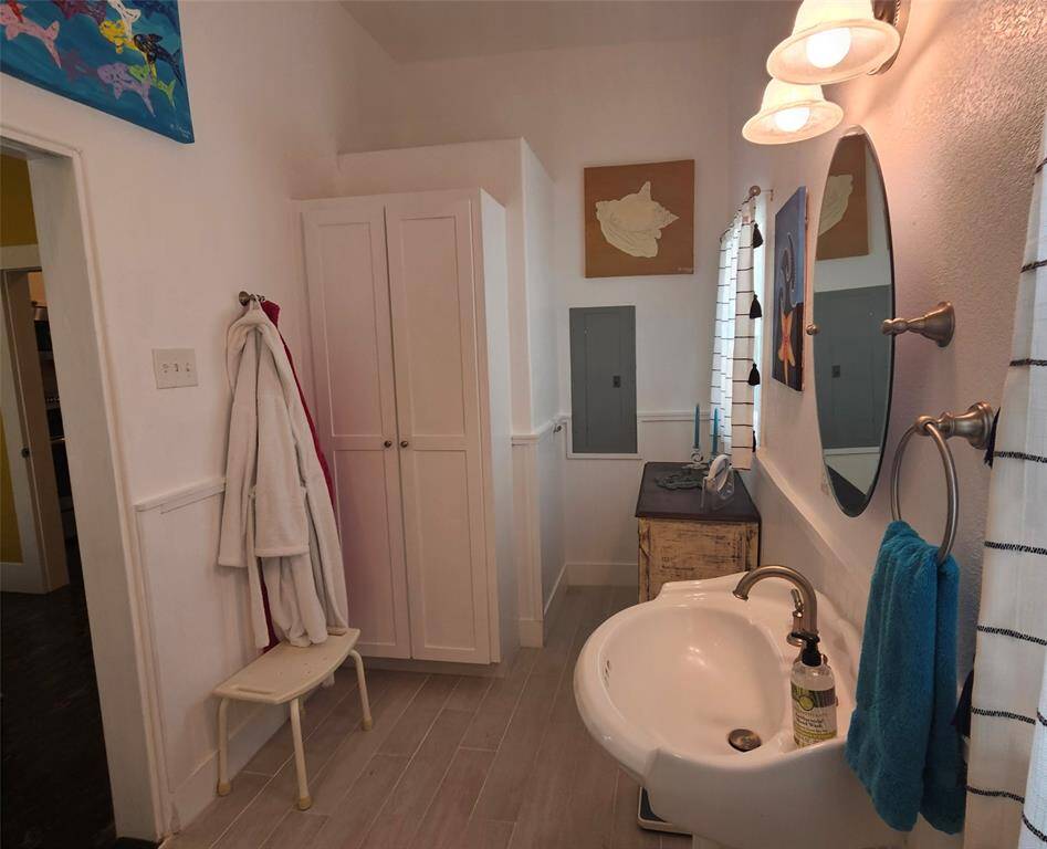 Another Shot of the Ensuite Bath