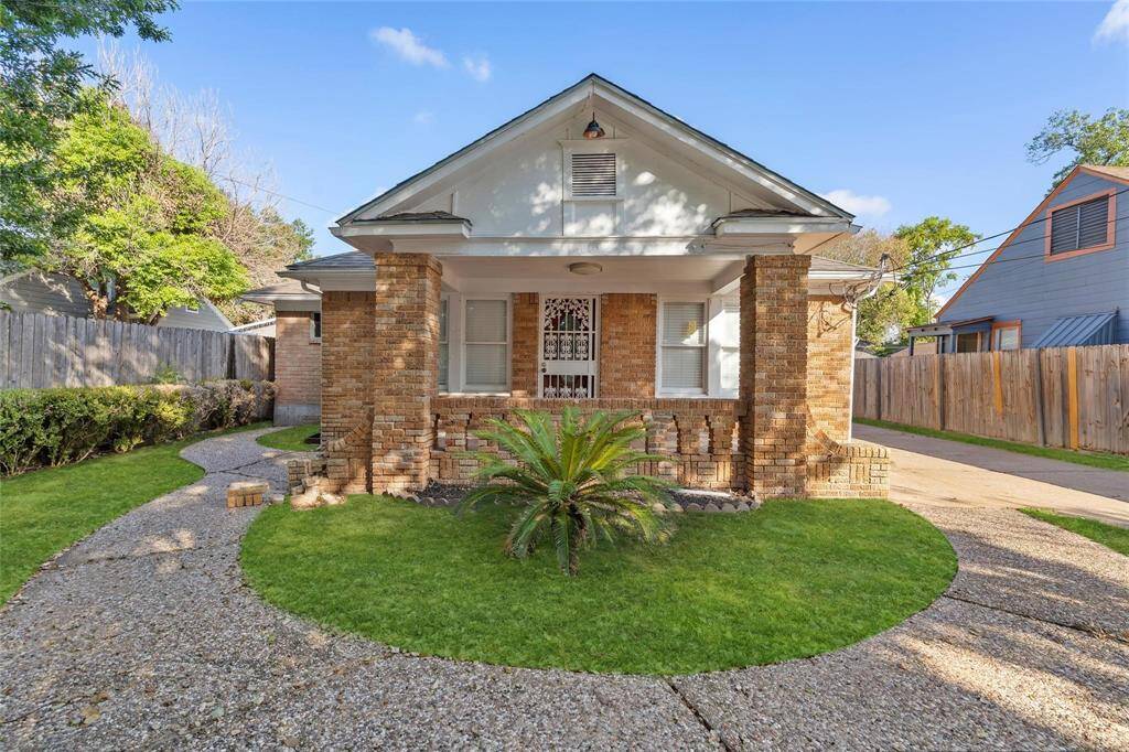 Welcome to this cute and cozy brick bungalow