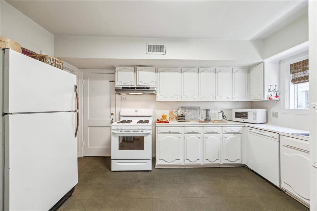 Second Floor Kitchen.