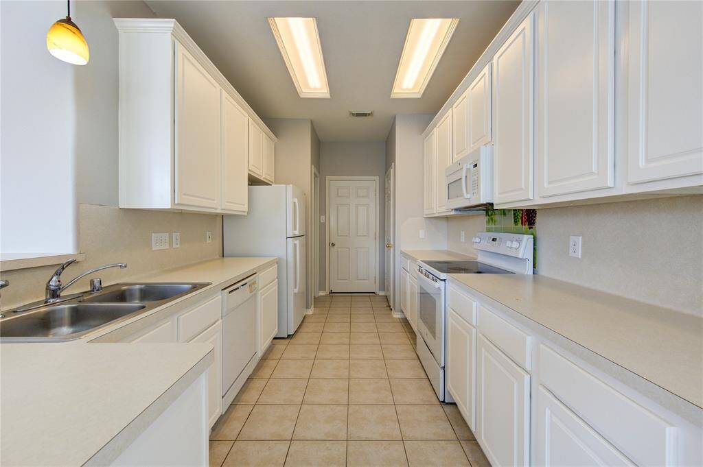 All cabinet doors have just been replaced.