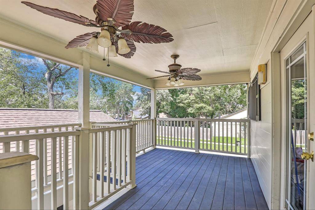 Spacious balcony!!!
