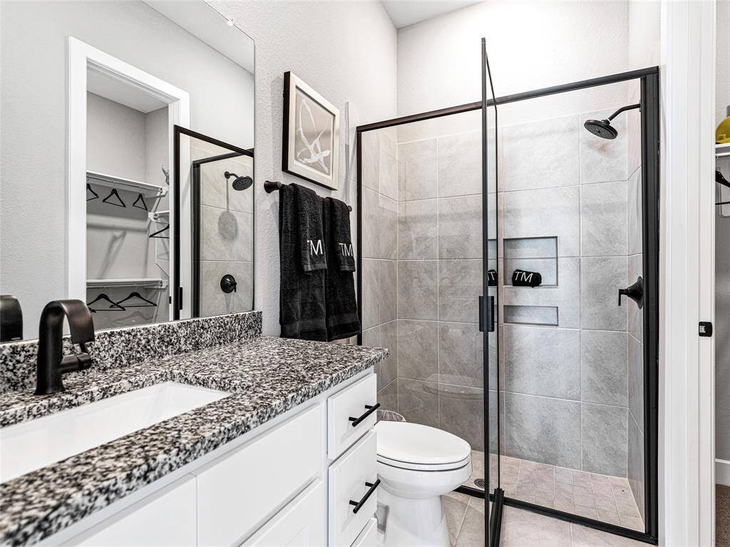 Ensuite bath