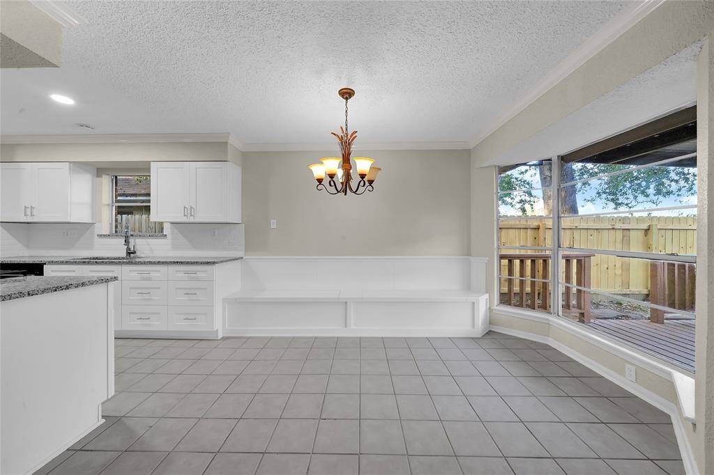 Breakfast area with custom sitting area