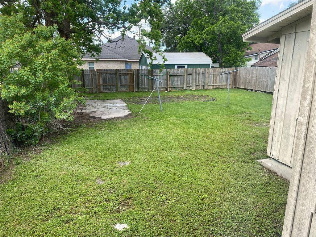 Large open back yard!