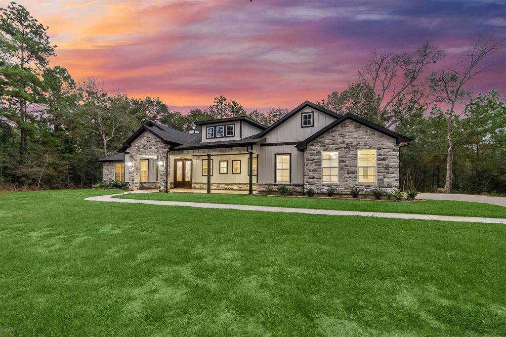 Don’t miss out on this home, it’s a true gem!