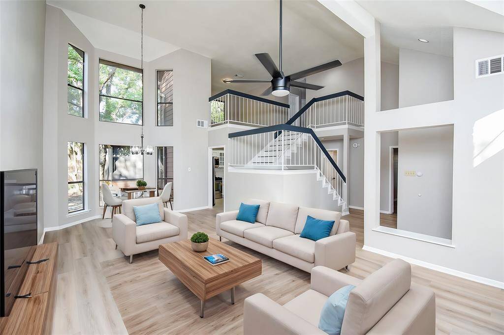 Living/Dining Combo