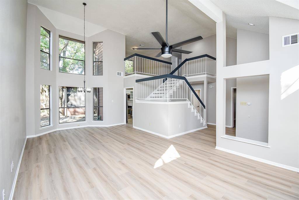 Living/Dining Combo