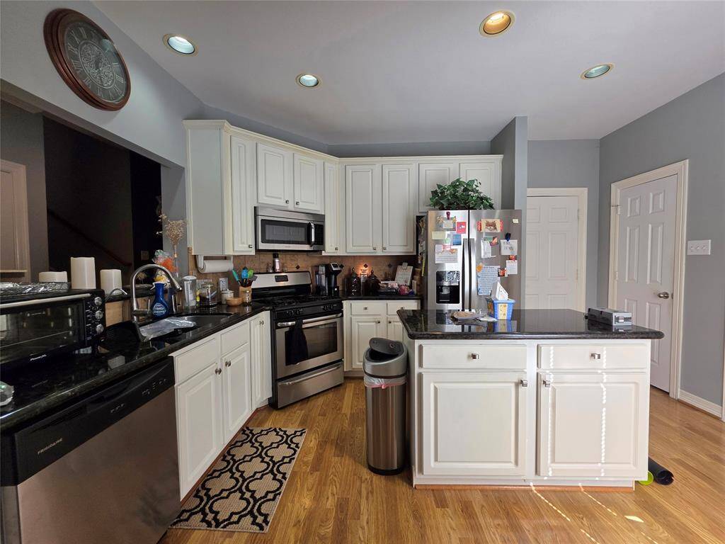 Modern kitchen