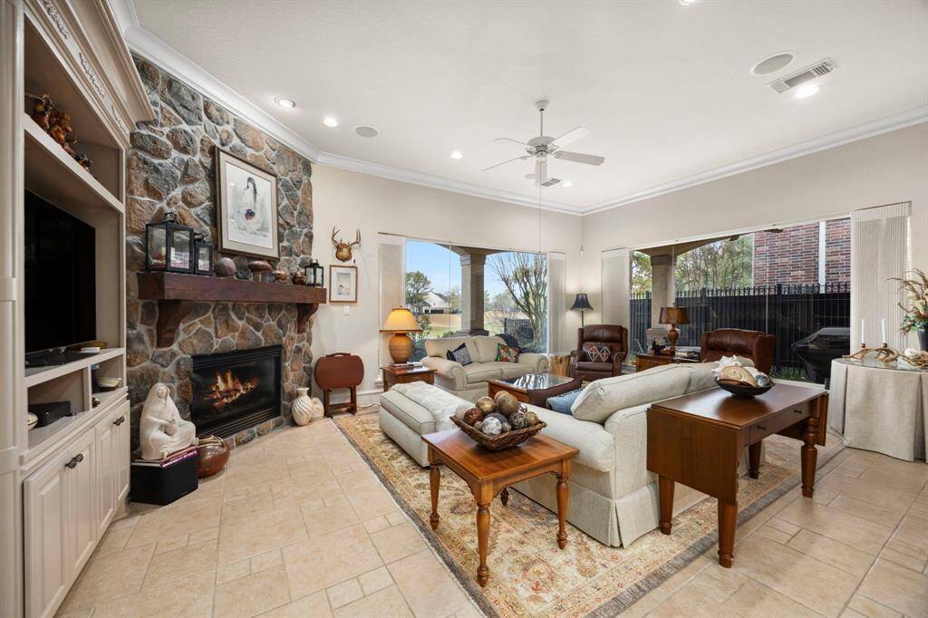 Living room.