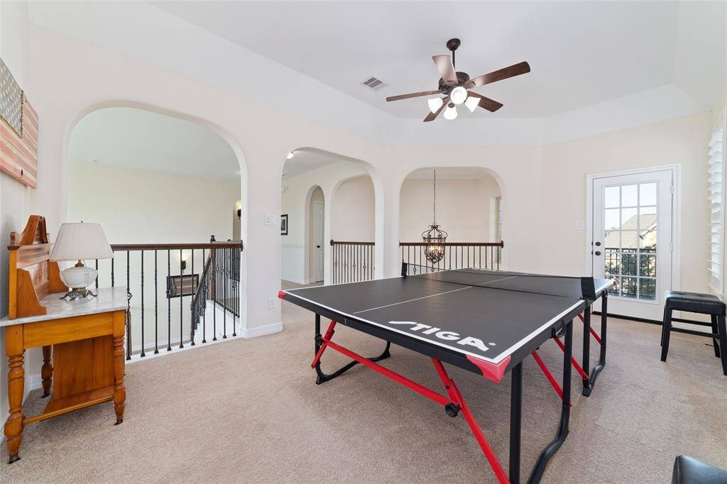 Game room or secondary living area