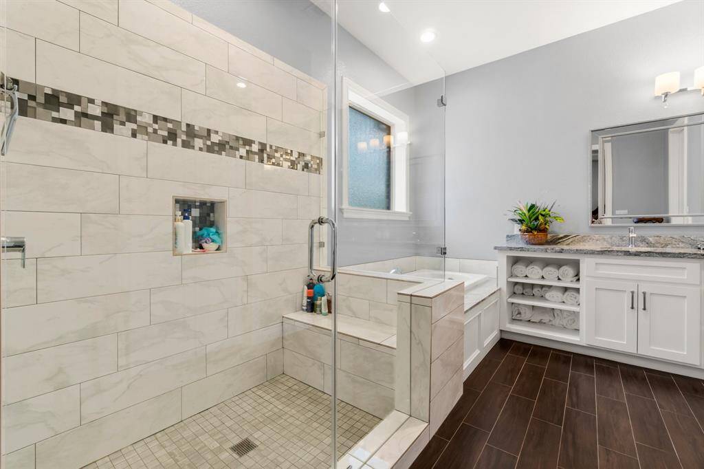 PRIMARY SUPER SHOWER