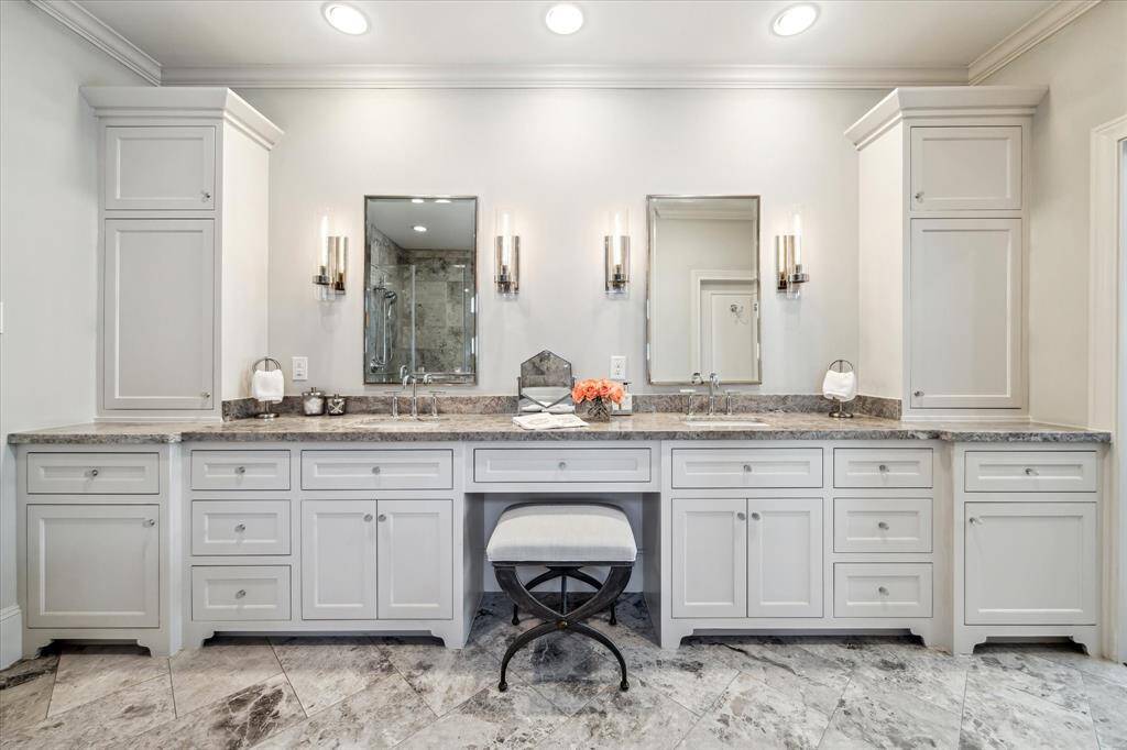 Another view of the Primary bath.
