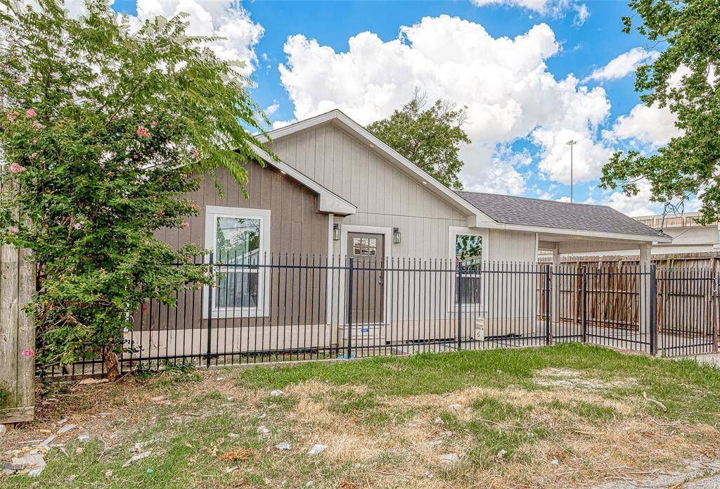 FRONT ELEVATION OF PROPERTY /GATED