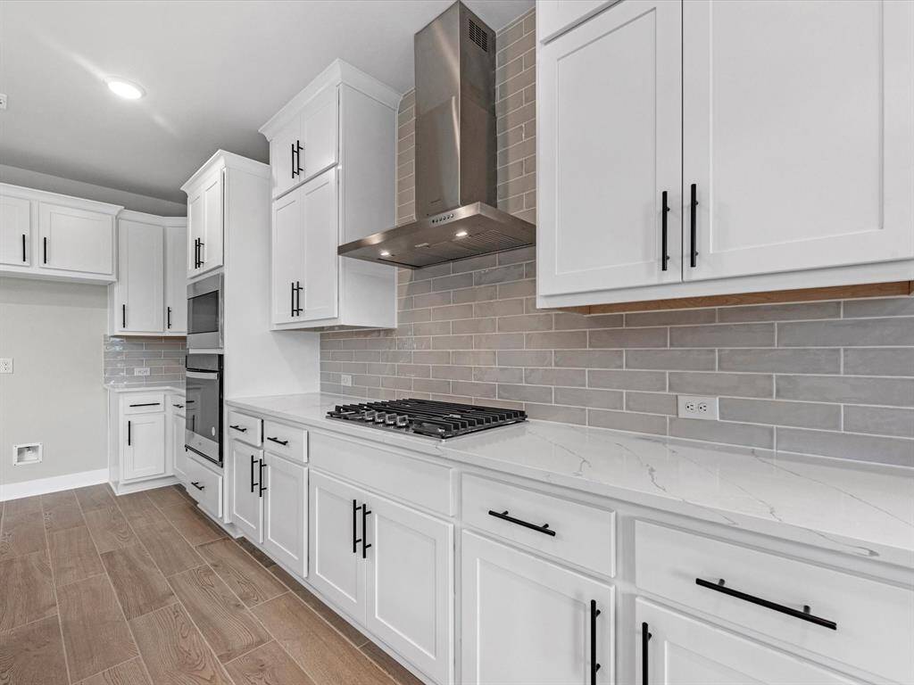 Representative photo. Home under construction. Design selections and colors may vary.