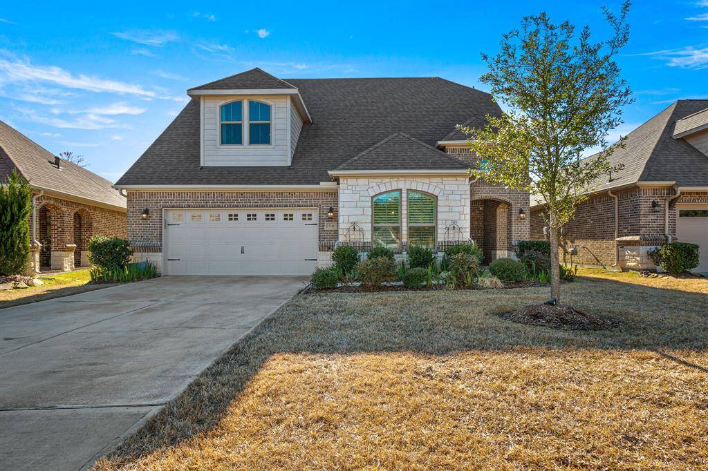 Discover 12169 Creekside Villas Ct, a beautifully maintained home in the Gated Community 55+ Villas of White Oak Ranch, where you enjoy hassle-free living with full yard maintenance included which makes it truly Lock & Go!