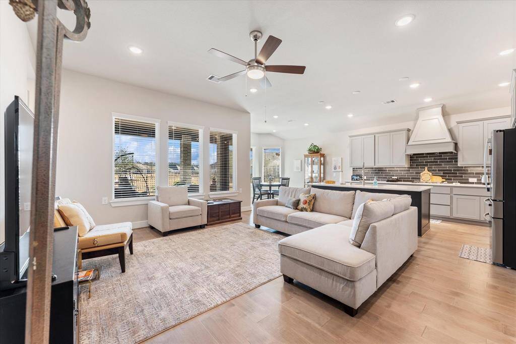 Open living and kitchen is perfect for every day life