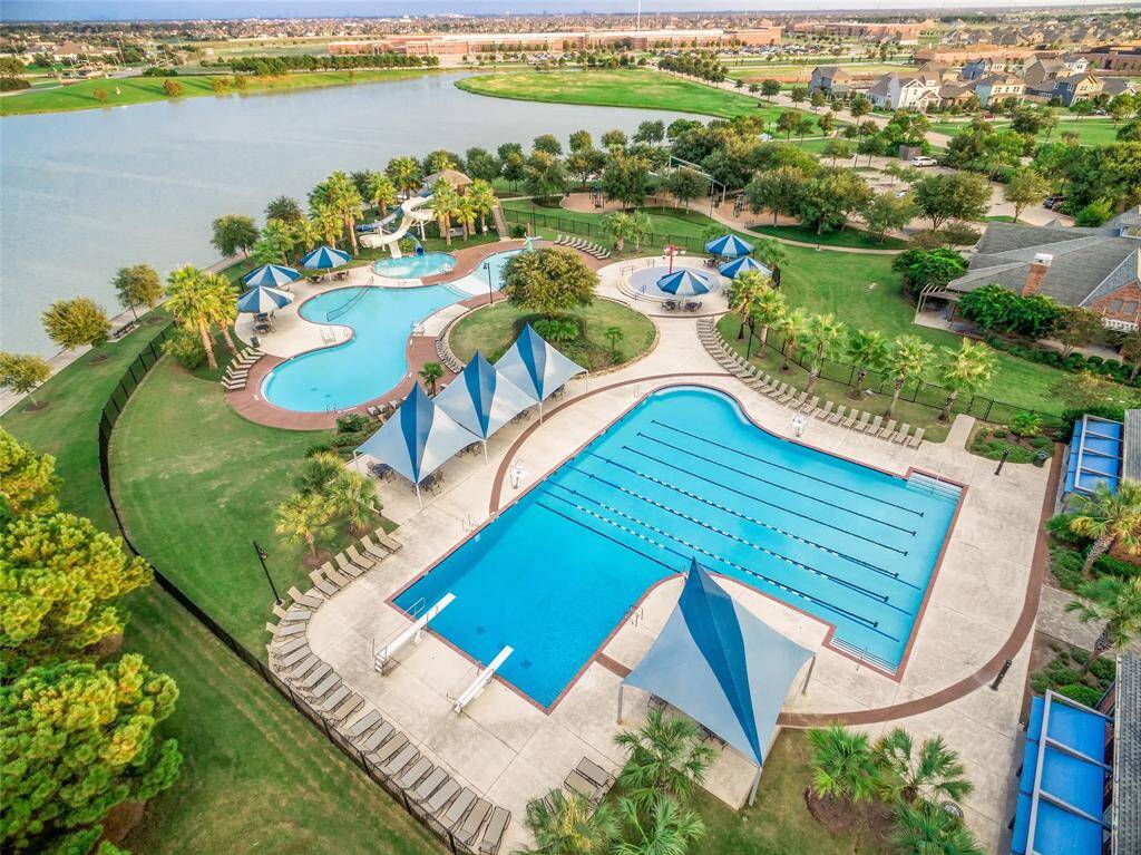 Bridgeland aquatic center has fun for the entire family to enjoy!