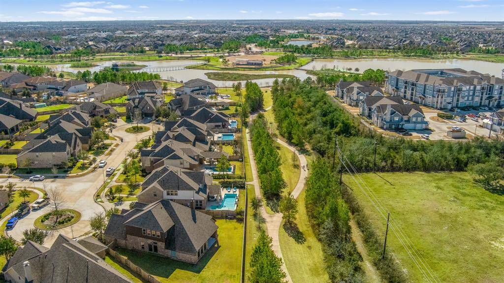 Next to walking path and beautiful open space.  Great backyard with privacy.