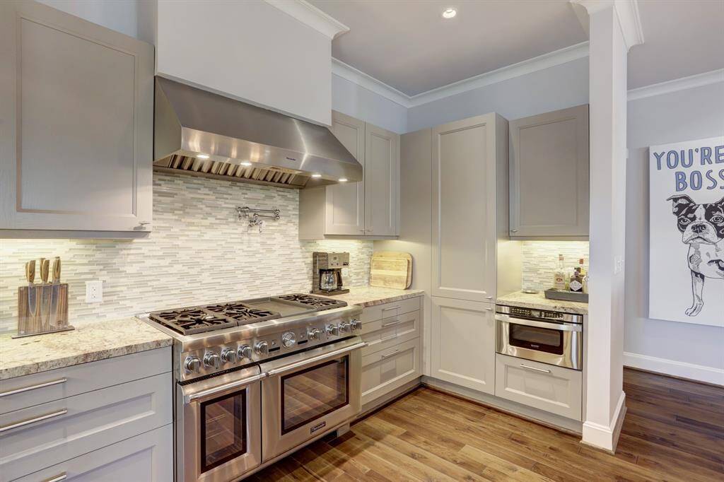 Another view of the kitchen and all of the storage it has to offer!