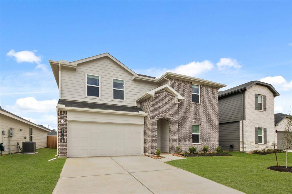 Great Curb Appeal!