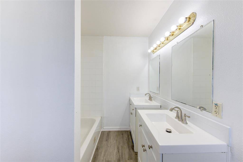 Primary bath double sinks
