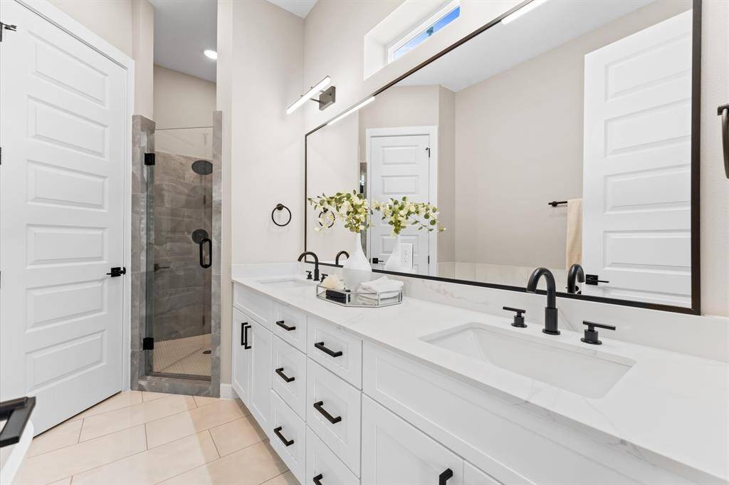 Primary luxury bathroom