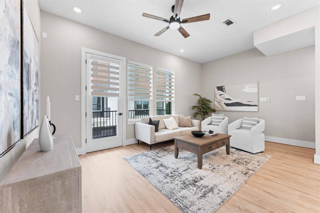 2nd floor living space