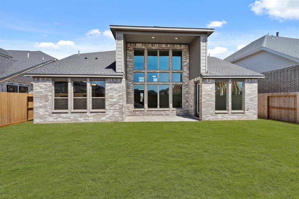 Green grass added to enhance photo.