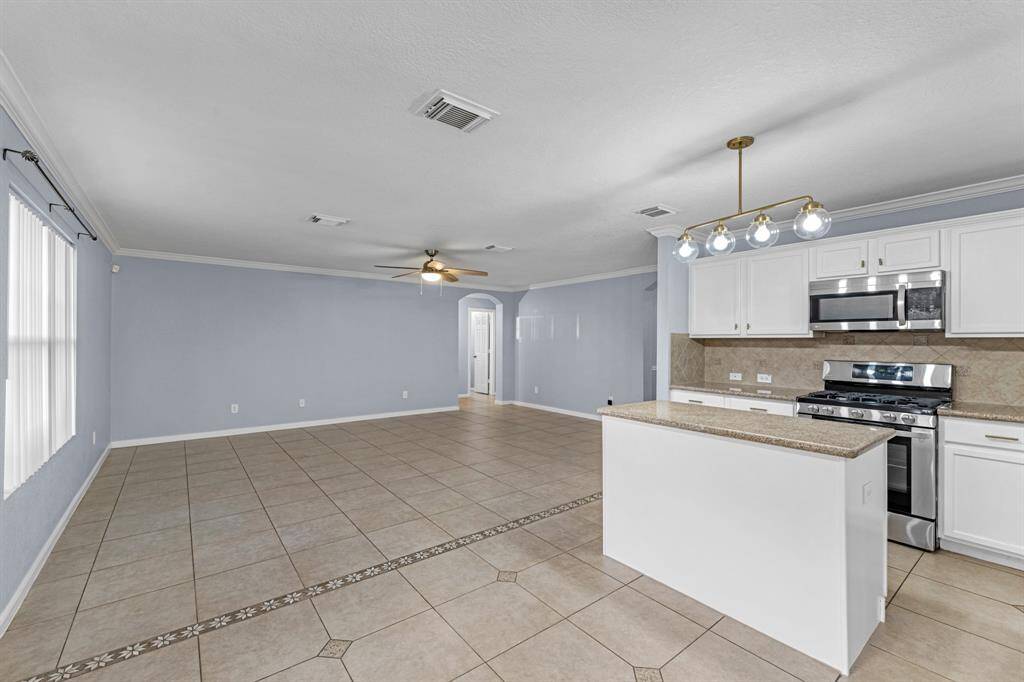 Great open floorplan.
