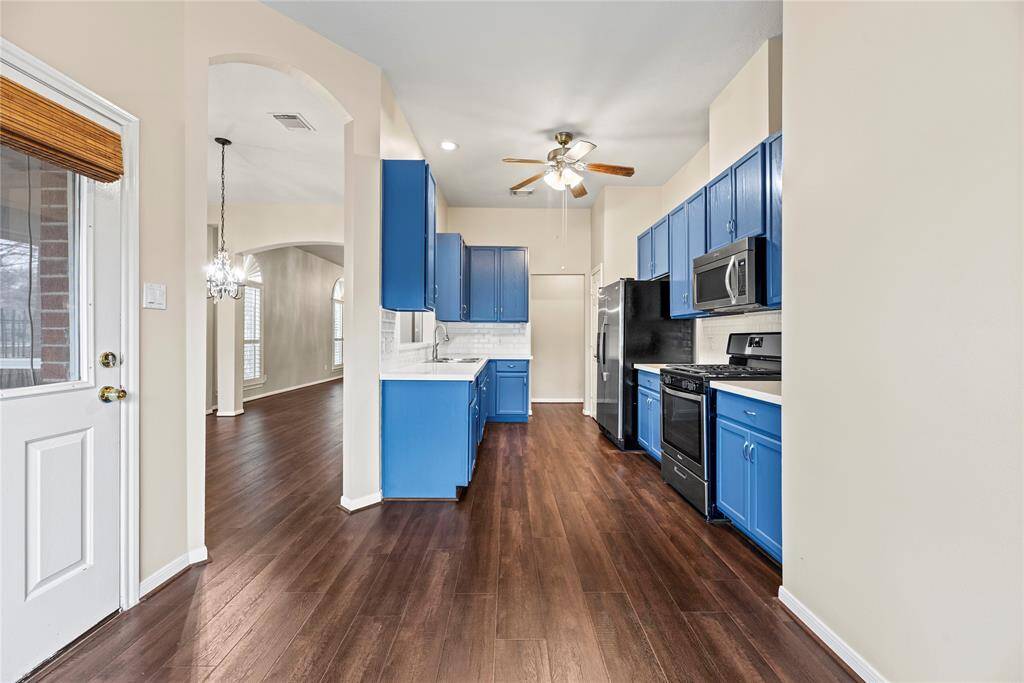 Kitchen with gas range
