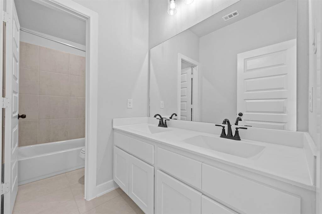 Representative photo. Home under construction. Design selections and colors may vary.