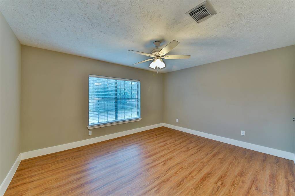Secondary bedroom #1