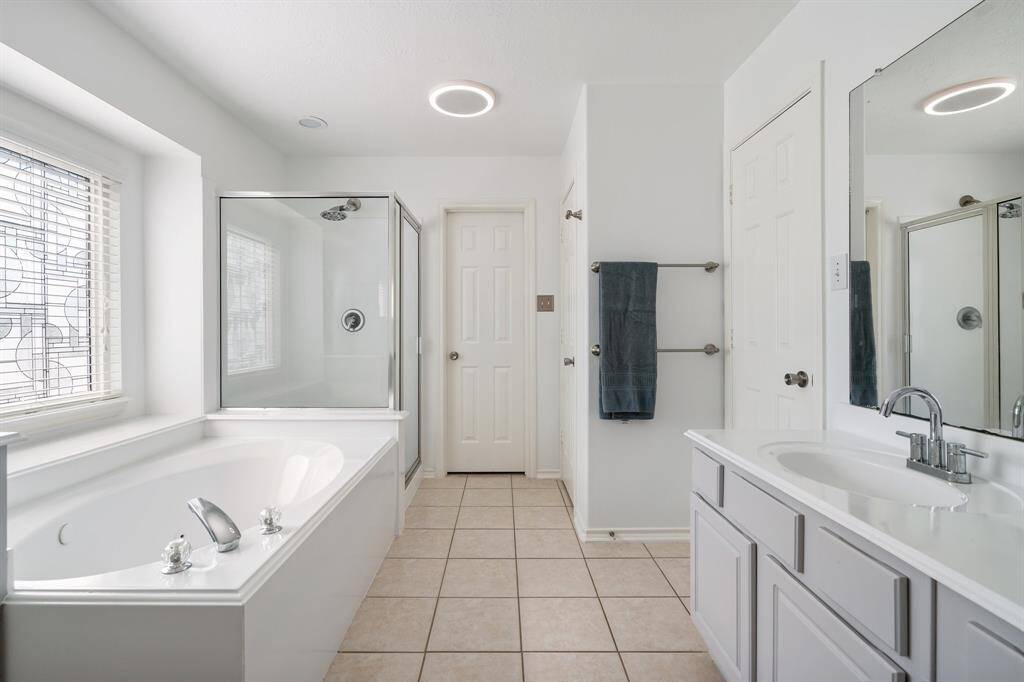 Master Bath separate vanities