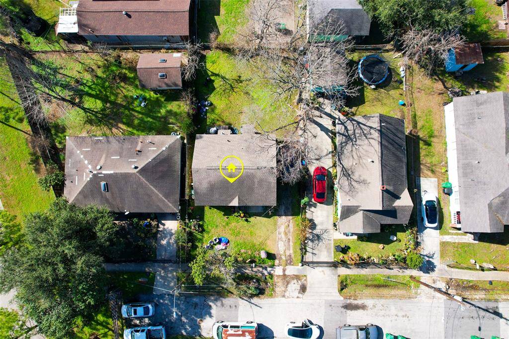 5000 SQFT Lot -