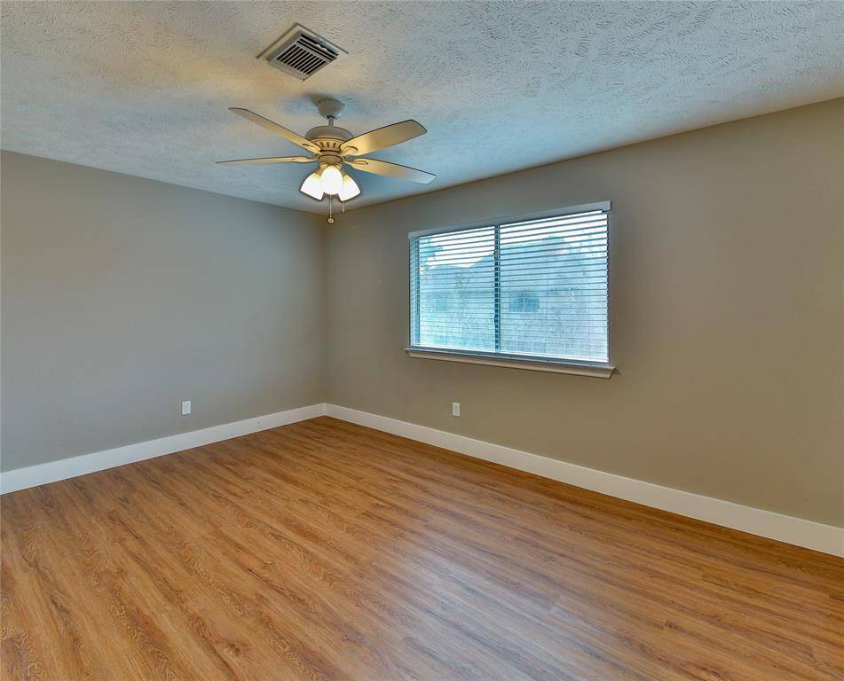 Secondary bedroom #3
