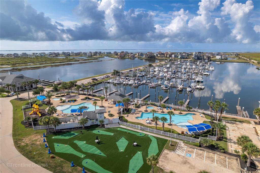 Miniature golf