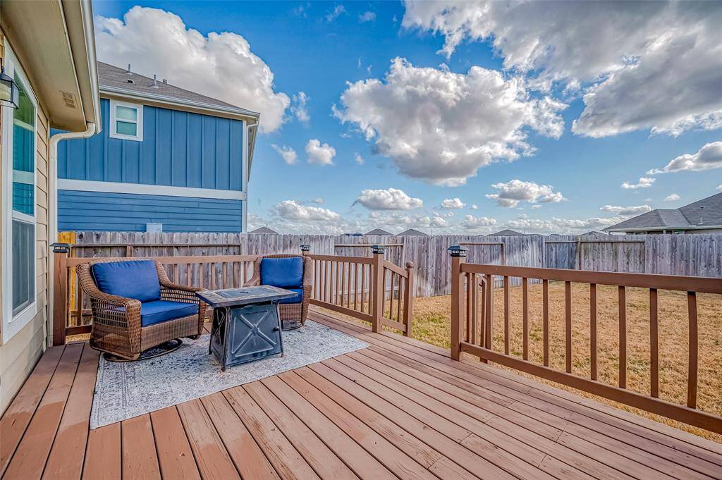 The back deck overlooking the spacious yard.