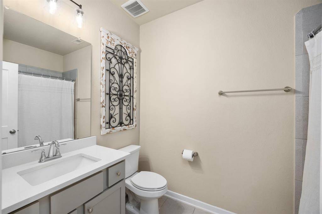 Secondary bathroom