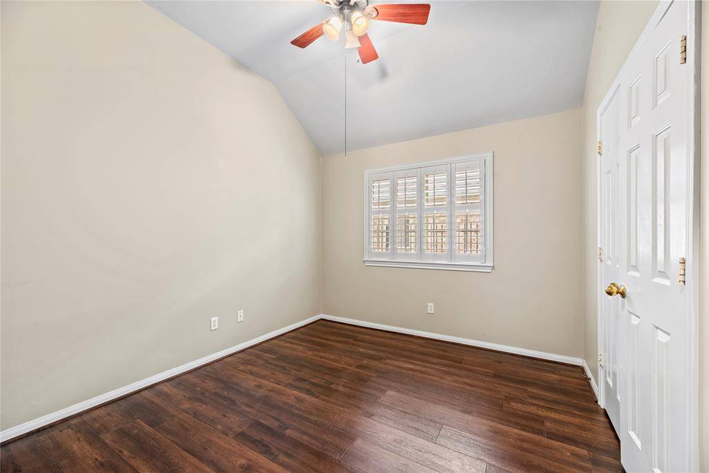 Secondary bedroom 1
