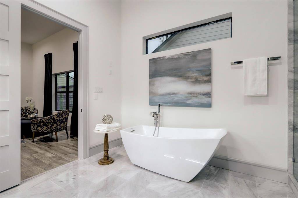 Amazing way to relax. Be sure to ask about the chandelier that will be added.