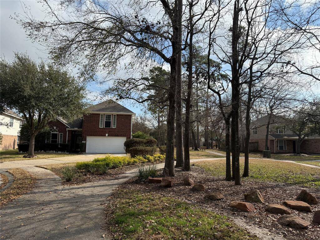 beautiful greenbelt lot
