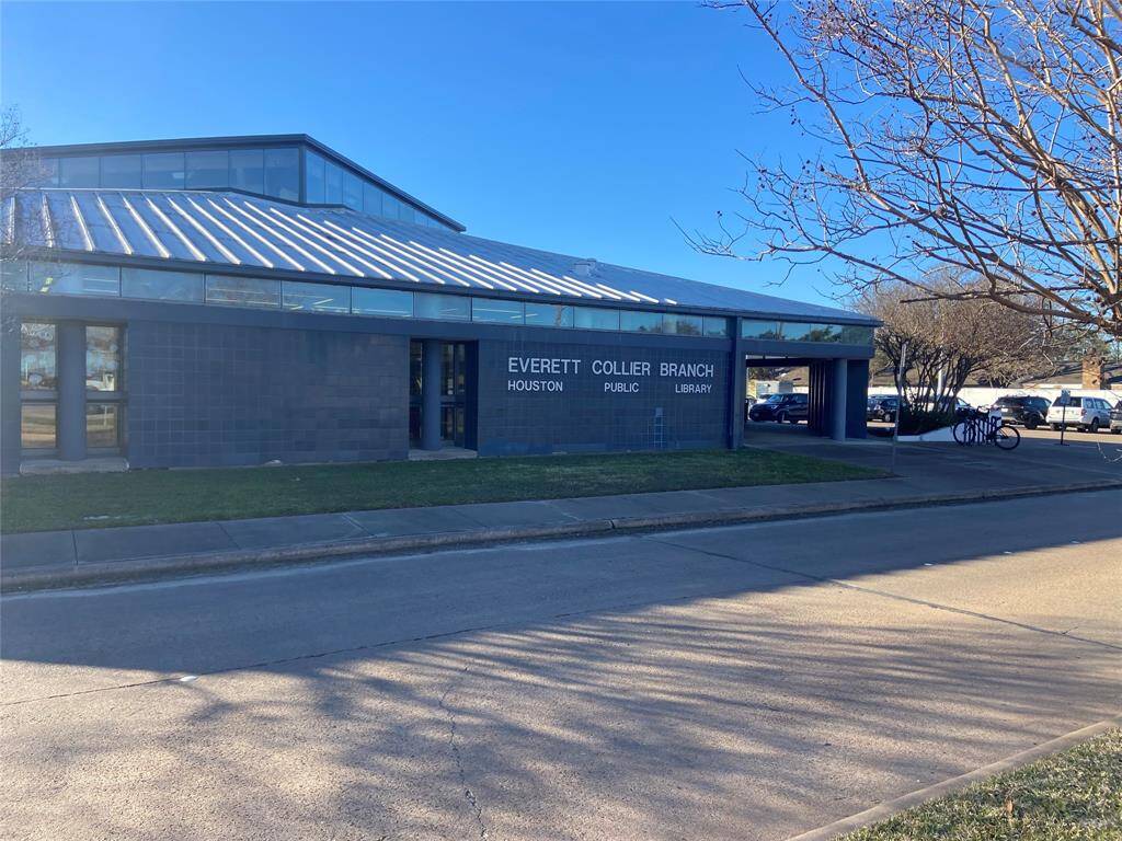 Collier Branch Library  in the Houston Public Library system is on the corner of Pinemont and Arbor Vitae, on the left turning into the neighborhood.