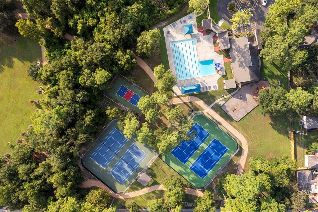 The neighborhood amenities are top-notch and are all gated, requiring a key card for entry to keep them safe and away from the crowds.