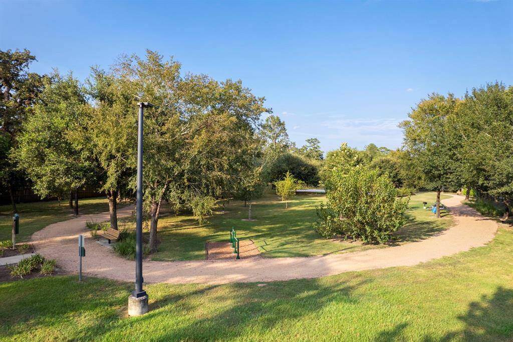 Don't miss the dog park with walk trails, sitting benches and a playground!