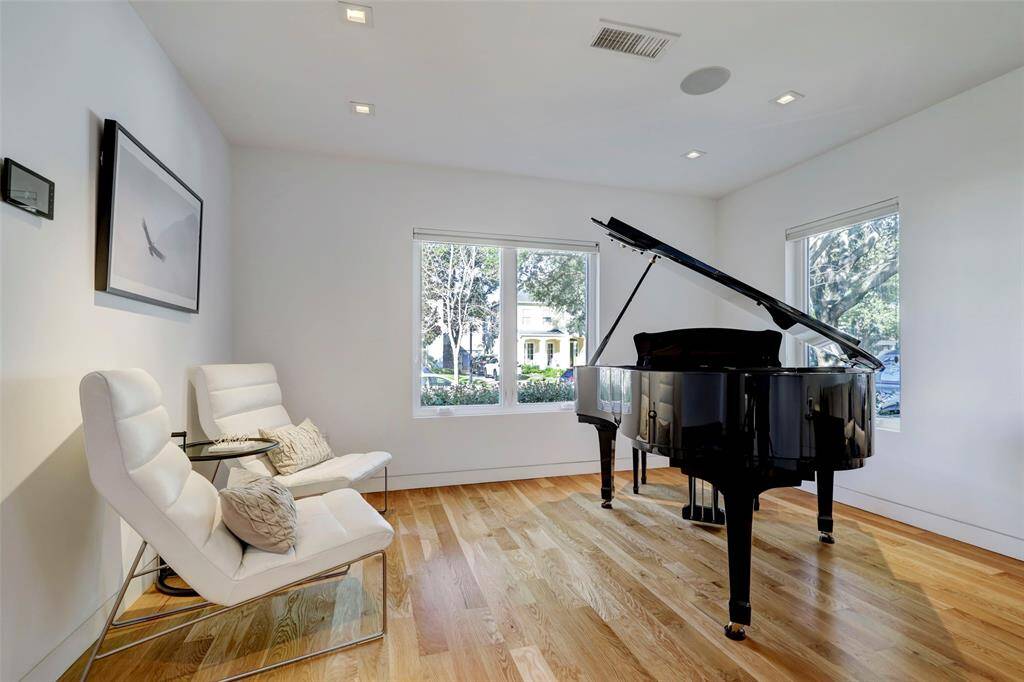 The home feels so cheerful with natural light streaming in from the many Pella double-paned windows throughout.