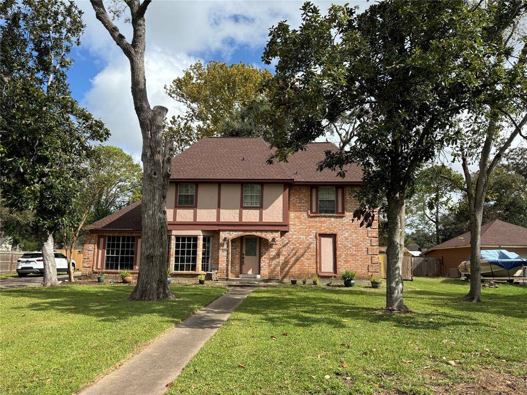 105 Poinciana Street