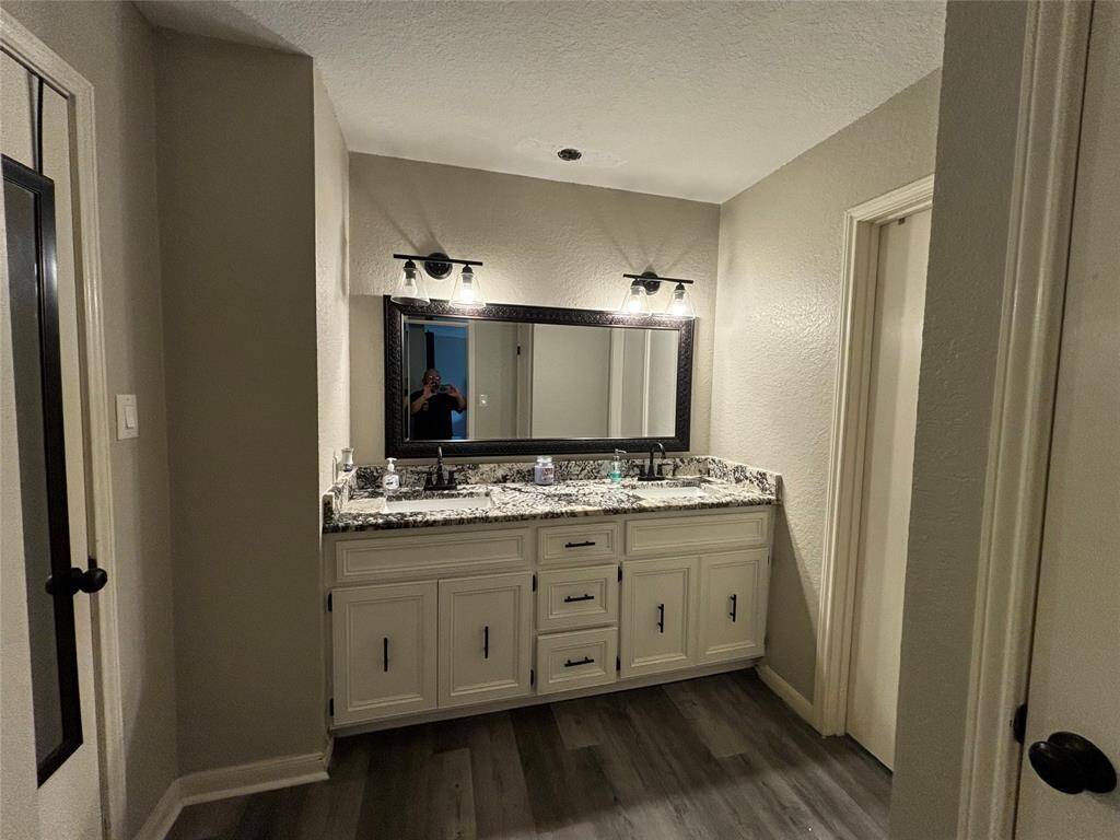 Upstairs Bath