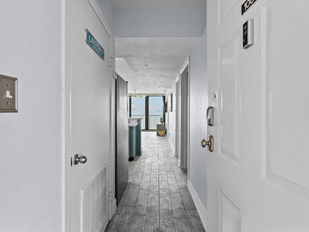 Private laundry/utility room off entry